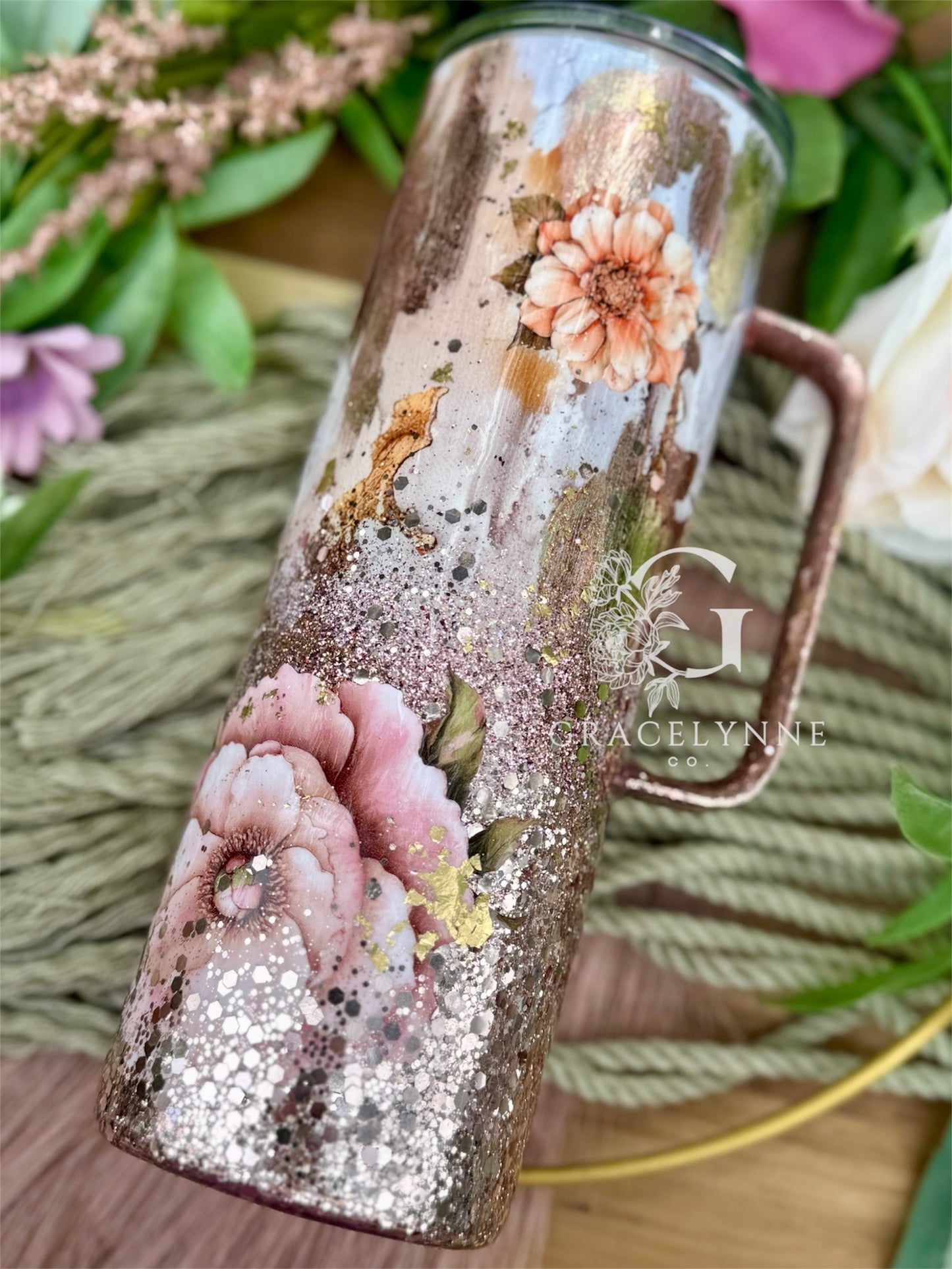 Ophelia - 20 oz Straight Hoggle