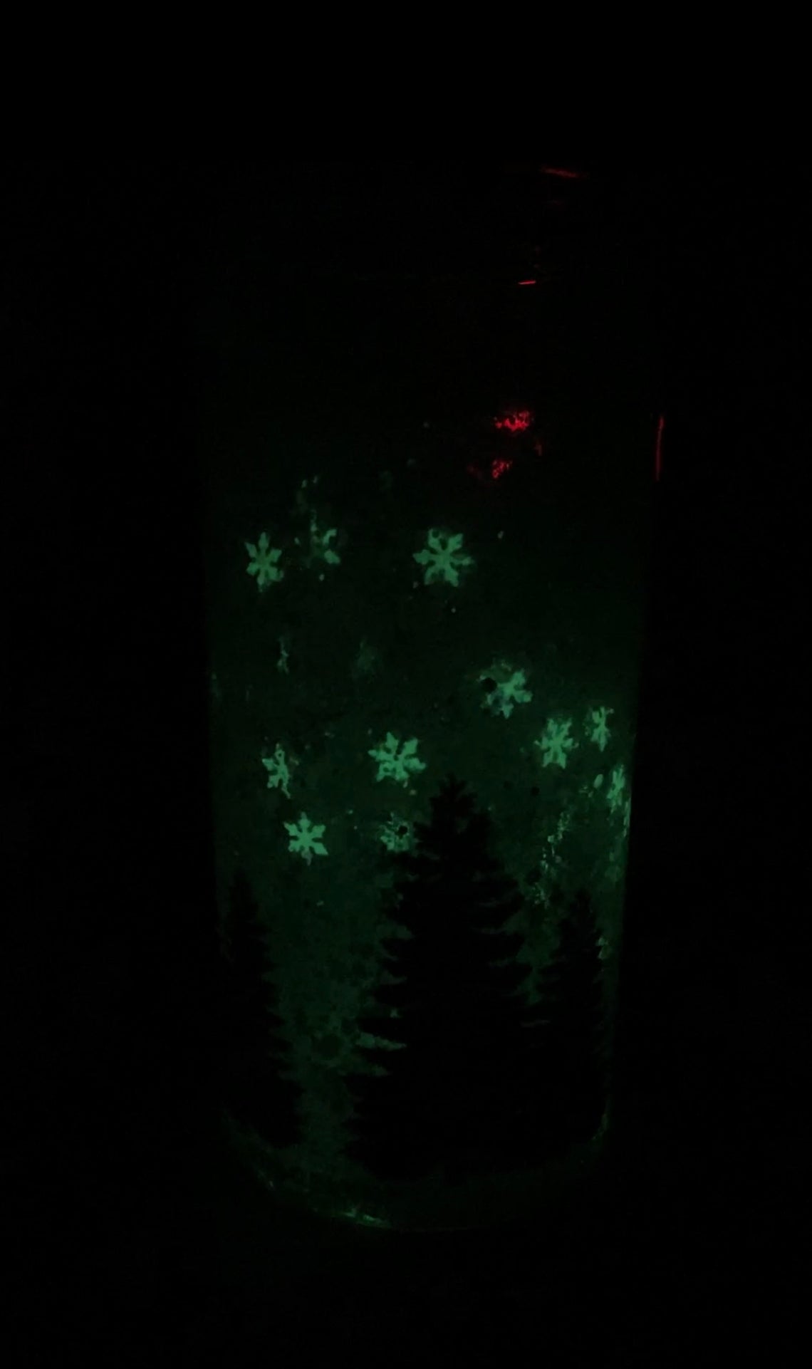 Snow Storm - 15 oz Glass Snowglobe