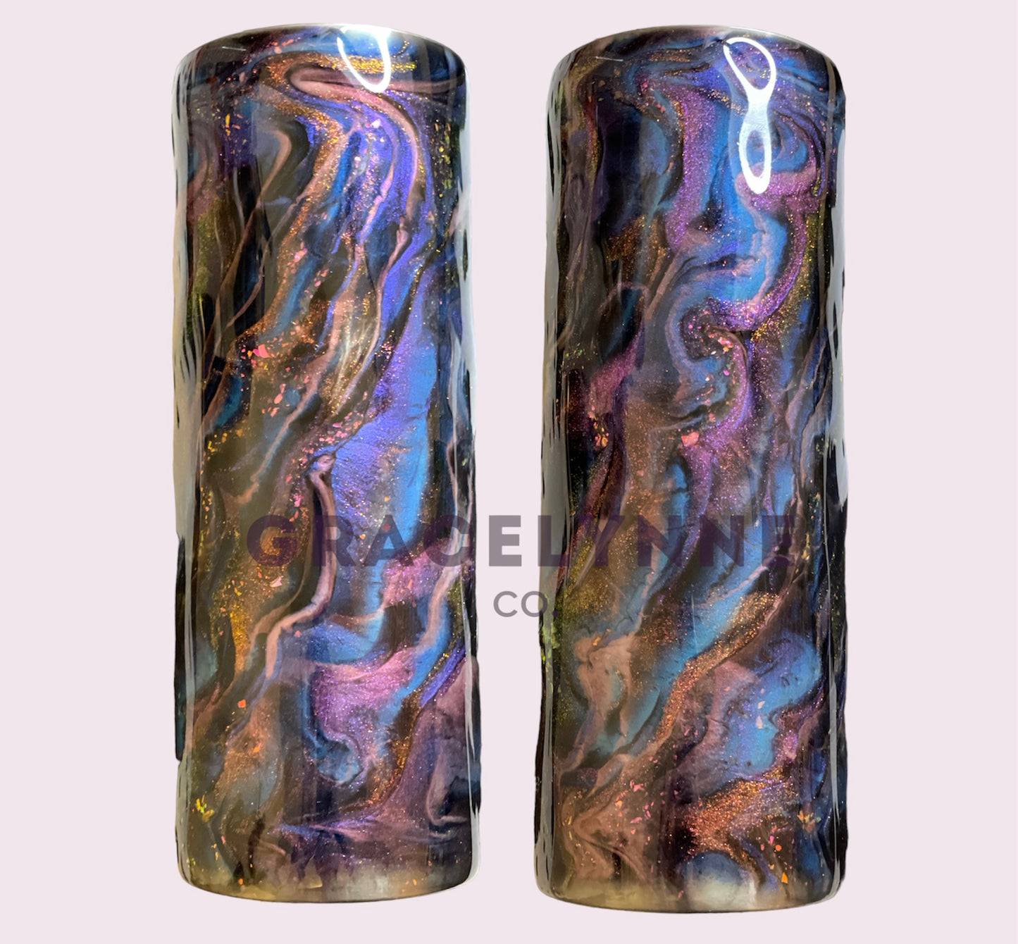 24 oz straight - Black Base with chameleons