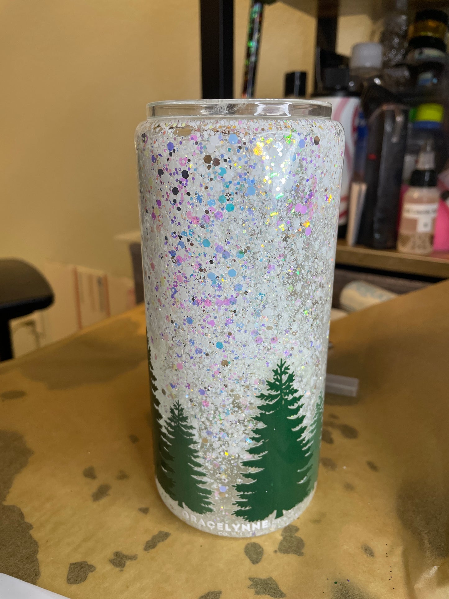 Snow Storm - 15 oz Glass Snowglobe